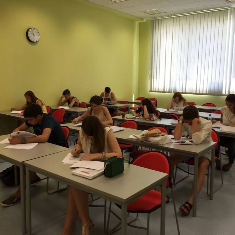 Университетский лагерь (University Taster Camp, Pyla), Пила