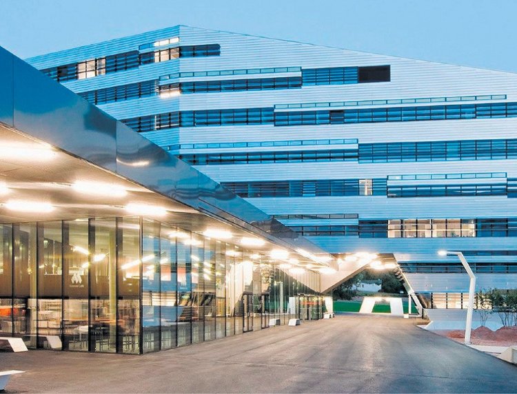 Университет Кеплера (Johannes Kepler Universität Linz), Линц