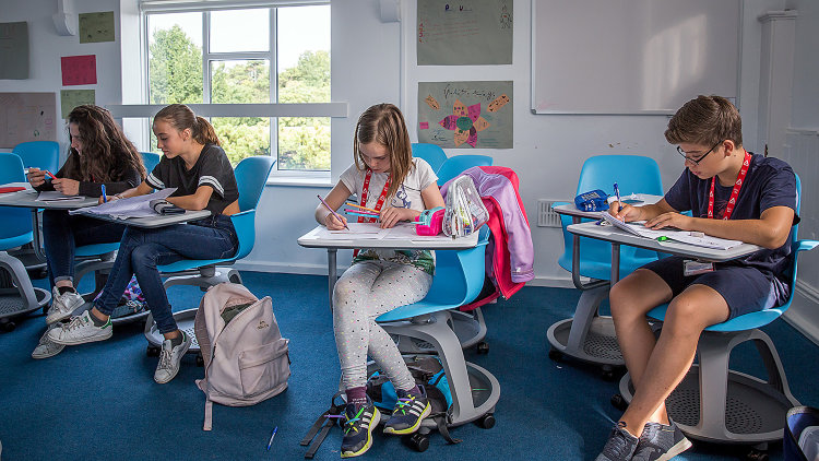 Университет Брайтона (University of Brighton), Истбурн