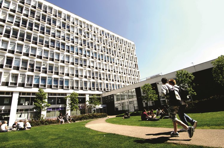 Университет Брайтона (University of Brighton), Брайтон