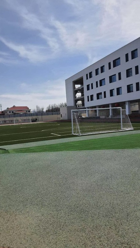 Первый профессиональный колледж Яньцин (Beijing Yanqing №1 Vocational High School), Пекин  