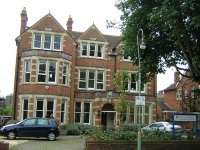 Ст. Клерс Оксфорд (St. Clare’s Oxford), Оксфорд (Для детей)