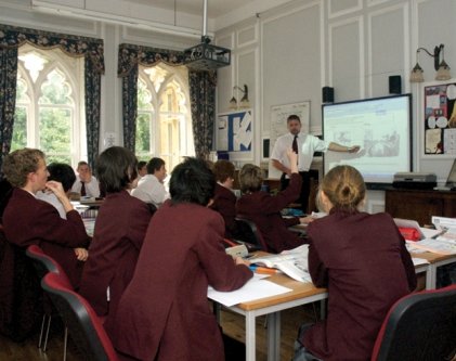 Школа Бэттл Эбби (Battle Abbey School), Бэттл