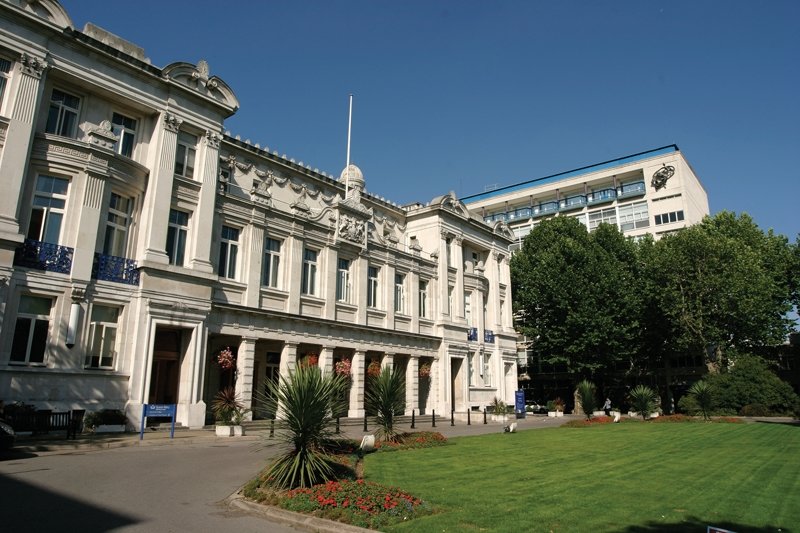 Университет королевы Мэри (Queen Mary University), Лондон