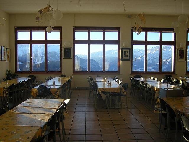 Лейзан Американ Скул (Leysin American School), Лейзан