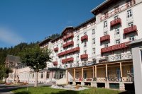 Лейзан Американ Скул (Leysin American School), Лейзан