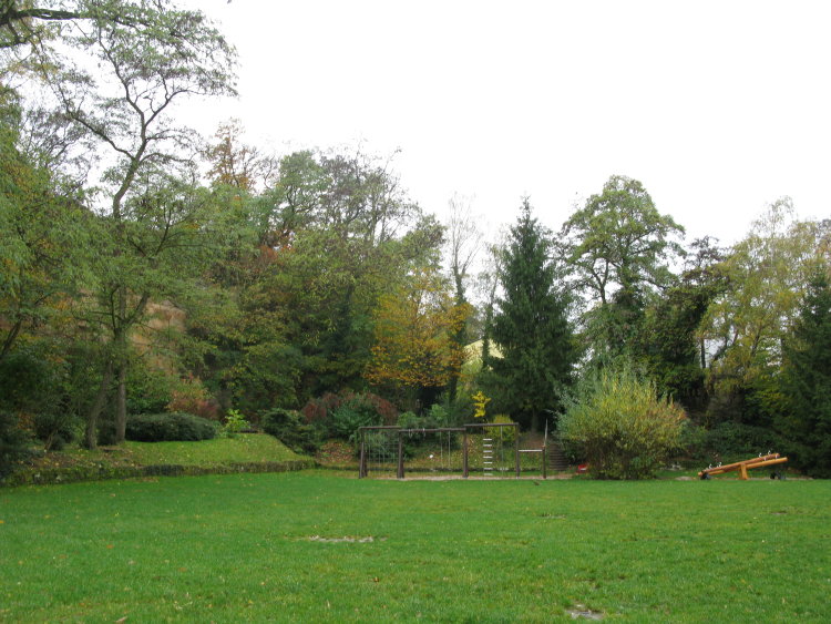 Гумбольдт-Институт (Humboldt - Institut), Bad Duerkheim